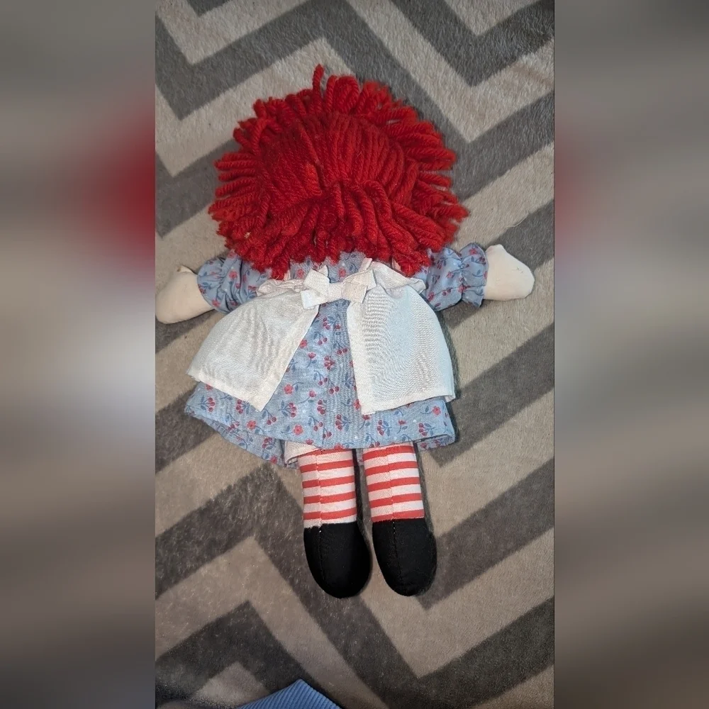 2012 Raggedy Ann - Picture 3 of 4
